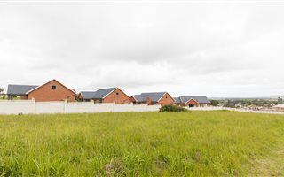 6000 m² Land available in Mont Fleur Mountain Estate