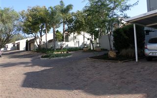2 Bedroom Apartment in Bryanston