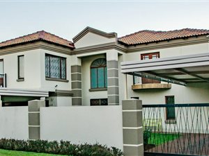 4 Bed House in Green Acres Estate