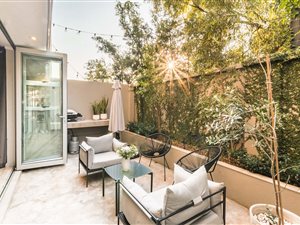 2 Bed Townhouse in Menlo Park