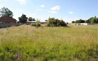 1001 m² Land available in Riversdale