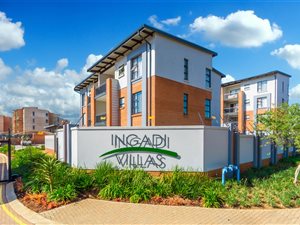 2 Bed Apartment in Glen Marais