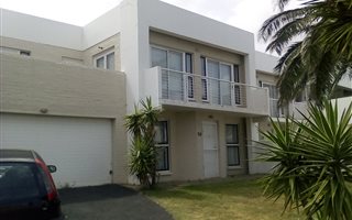 3 Bedroom Duplex in Gordons Bay Central