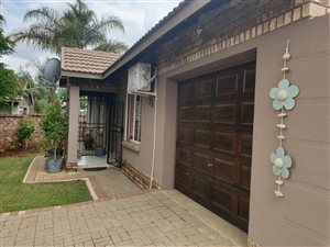 3 Bed Townhouse in Waterval East