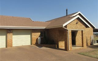 8565 m² Farm in Randfontein