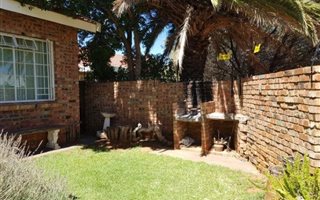 2 Bedroom Townhouse in Kestellhof