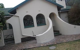3 Bedroom House in Brackendowns