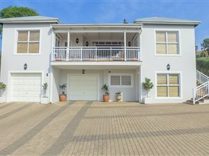 4 Bed House in Assagay