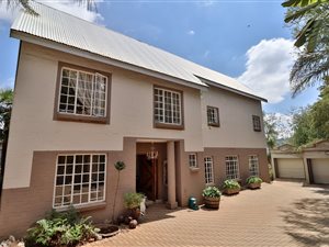 6 Bed House in Monument Park
