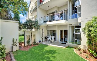 1 Bedroom Apartment in Parktown North