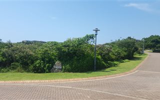 1452 m² Land available in Brettenwood Coastal Estate