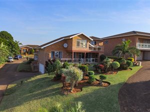 4 Bed House in Uvongo