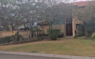 4 Bedroom House in Noordwyk