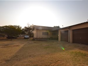 1.7 ha Farm in Hillside AH