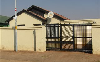 2 Bedroom House in Dawnpark