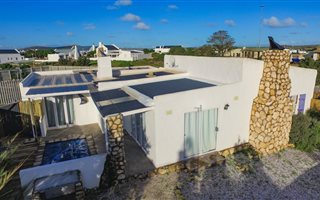3 Bedroom House in Paternoster