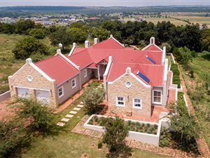 3 Bed House in Waterlake Farm