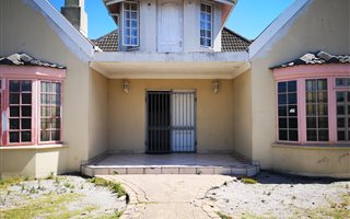 5 Bedroom House in Wetton