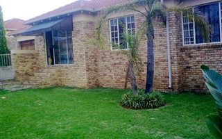 2 Bedroom Simplex in Kyalami