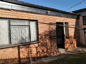 3 Bed House in Chloorkop