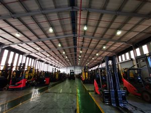 2400 m² Industrial space in Pomona