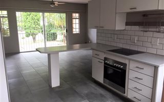 3 Bedroom House in Sterrewag