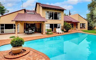 4 Bedroom House in Khyber Rock