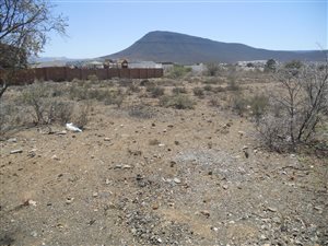 1008 m² Land available in Graaff Reinet