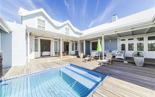 5 Bedroom House in Cape St Francis
