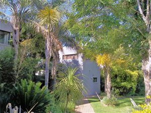 3 Bed House in Blue Hills Country Estate