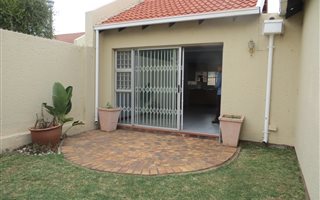 3 Bedroom Cluster in Dowerglen and Ext