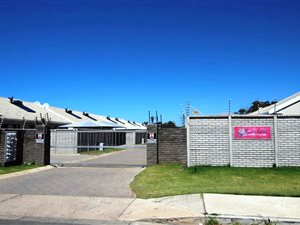 2 Bed Townhouse in Gonubie
