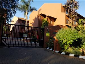 2 Bed Townhouse in Buurendal