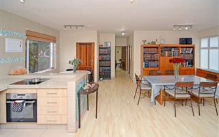 3 Bedroom Apartment in Cheltondale