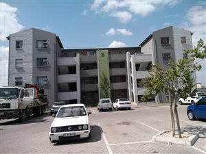2 Bed Apartment in Scottsdene