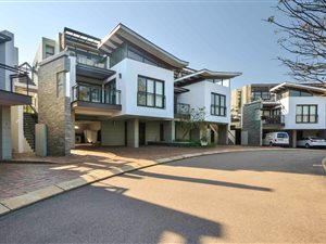 2 Bed Apartment in Salt Rock
