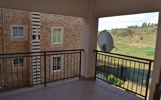3 Bedroom Apartment in Wilgeheuwel
