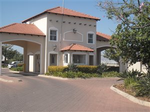 2 Bedroom Townhouse in Brits Central