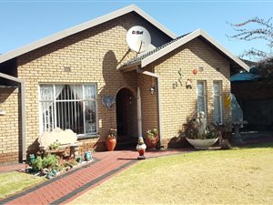 3 Bed House in Vanderbijlpark SW2