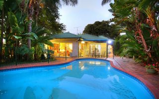 5 Bedroom House in Sunningdale