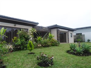 4 Bedroom House in Tinley Manor and surrounds