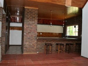 4 Bed House in Gholfsig