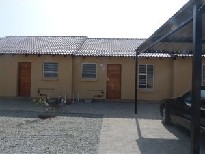 1 Bed Townhouse in Albertsdal