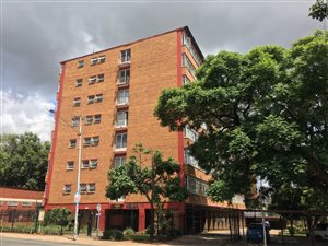 1.5 Bed Apartment in Sunnyside