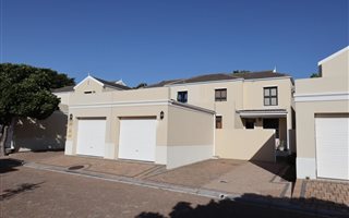 2 Bedroom Townhouse in Royal Ascot