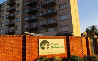 2 Bedroom Apartment in Weavind Park