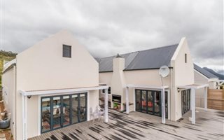 3 Bedroom House in Franschhoek