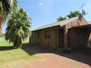 2 Bed House in Alberton