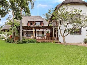 3 Bed House in Weltevreden Park