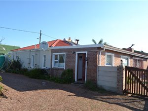 4 Bed House in Albertinia